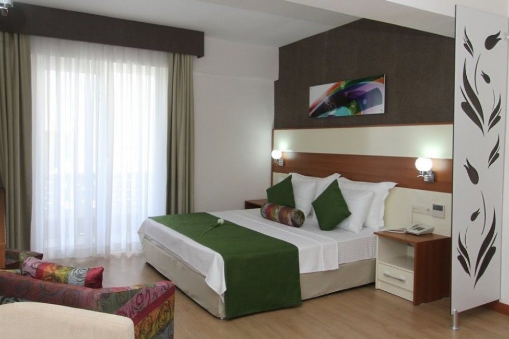 Hotel Ege Tulip Çeşme Exteriér fotografie