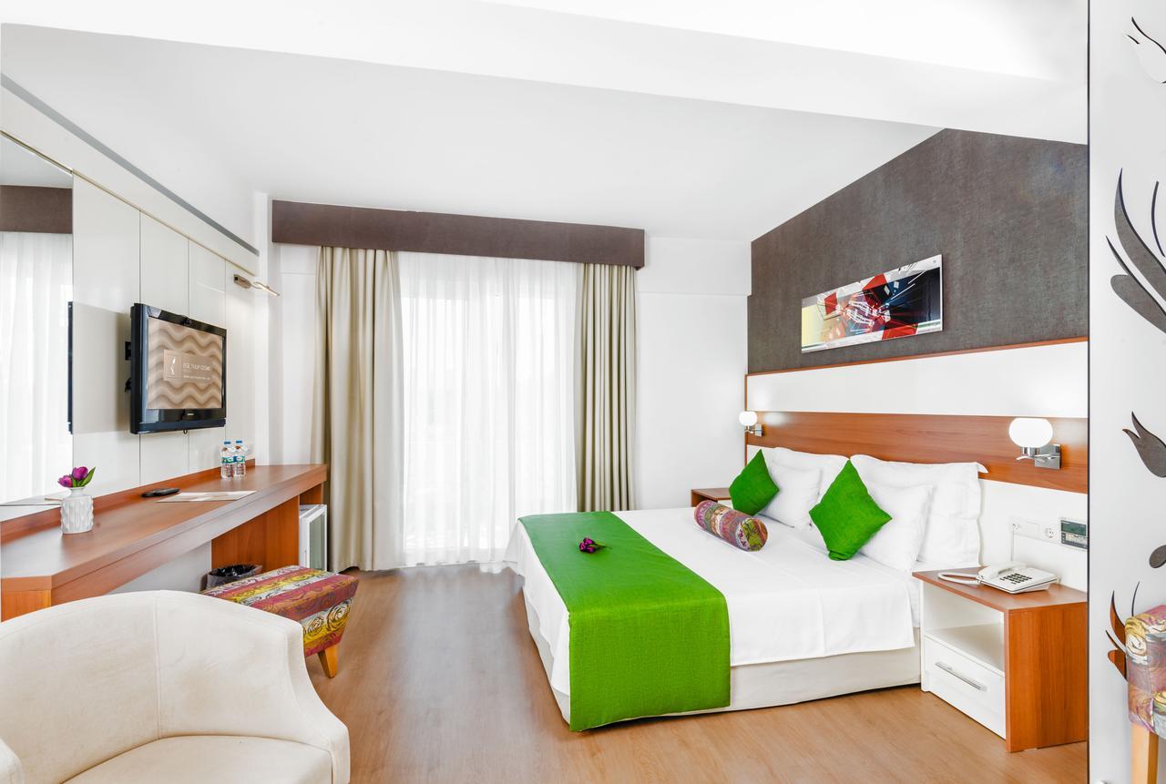 Hotel Ege Tulip Çeşme Exteriér fotografie
