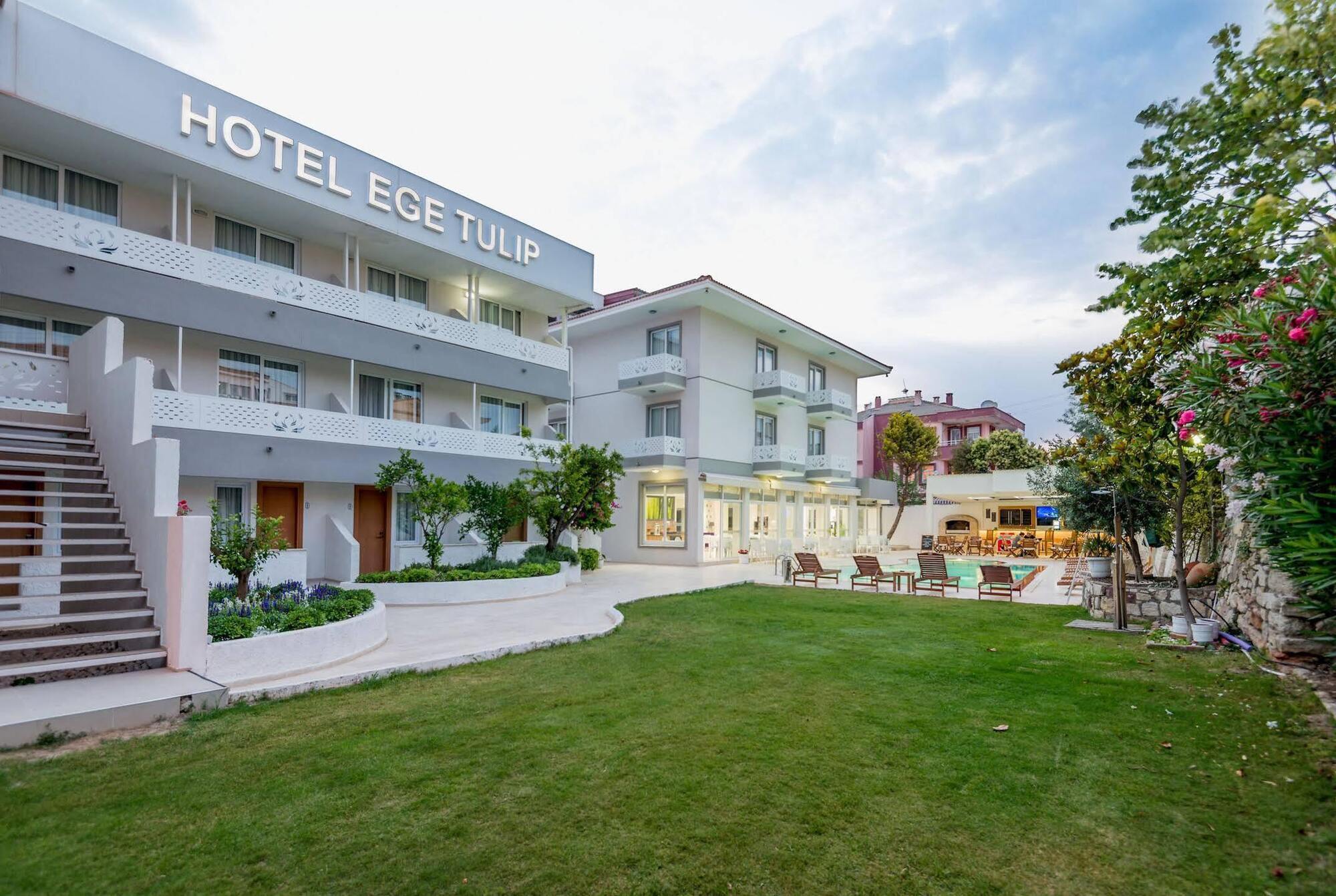 Hotel Ege Tulip Çeşme Exteriér fotografie